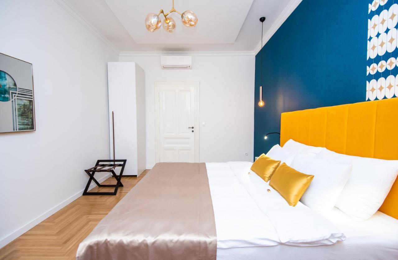 Megapolis City Center Suites Sarajevo Esterno foto