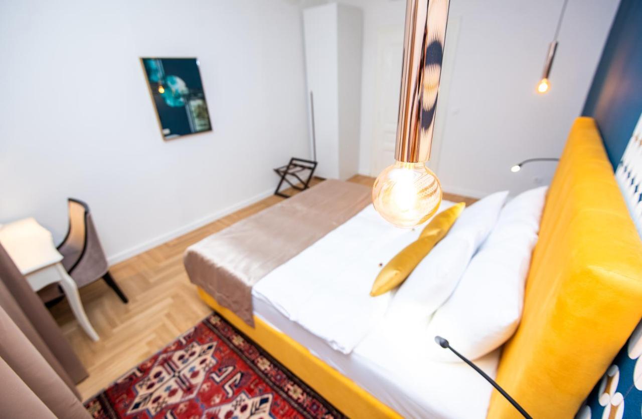 Megapolis City Center Suites Sarajevo Esterno foto