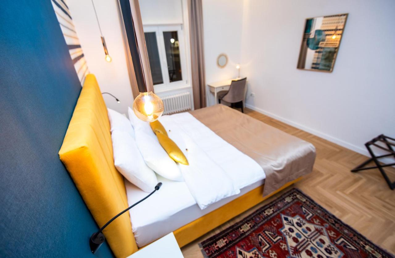 Megapolis City Center Suites Sarajevo Esterno foto