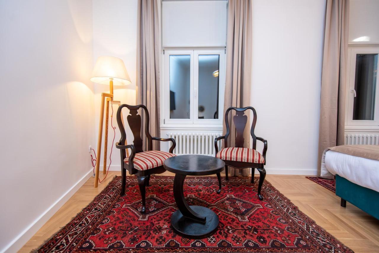 Megapolis City Center Suites Sarajevo Esterno foto