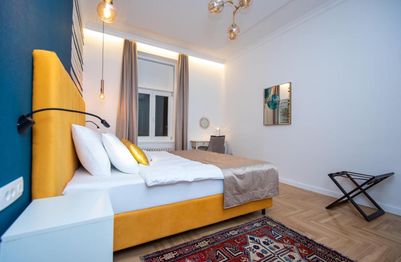 Megapolis City Center Suites Sarajevo Esterno foto